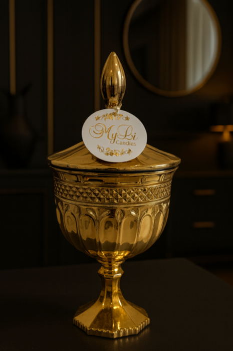 Her Majesty Metalic Gold